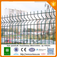 China fabricante Fenda de malha barata cerca de ferro Wire Weld Mesh Fence